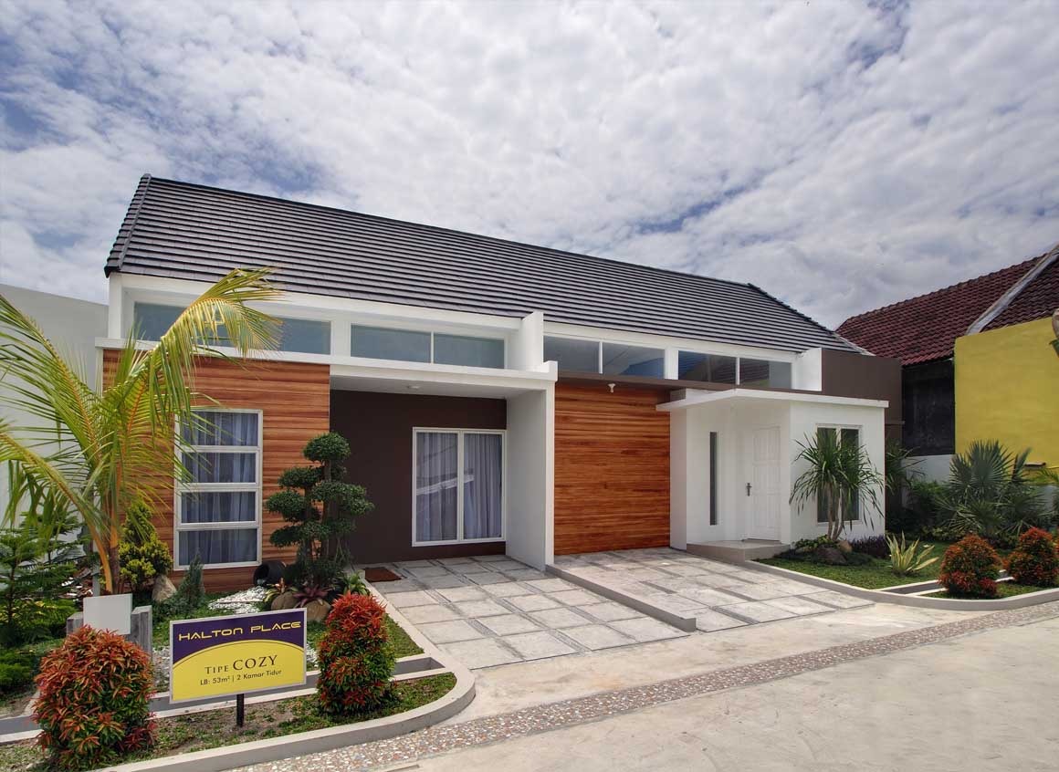 Halton Place Type Cozy show-unit exterior, Menteng Indah, Medan Denai