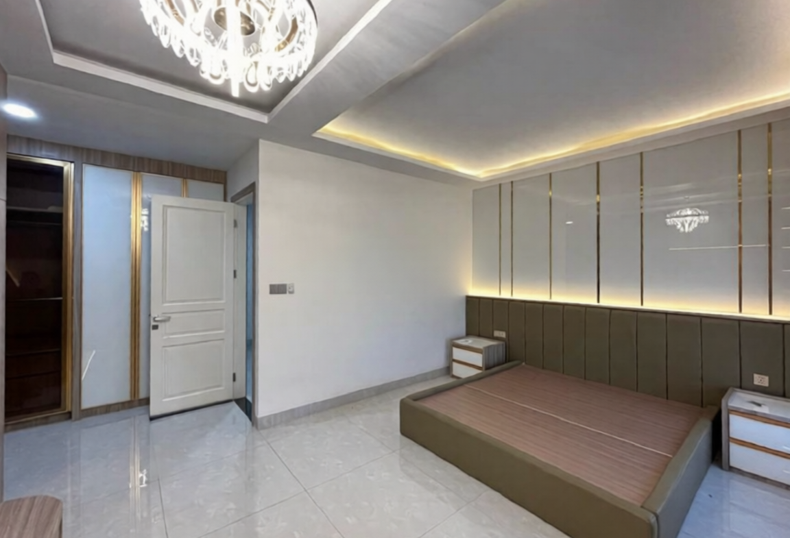 Jewel Park Polonia furnished master bedroom