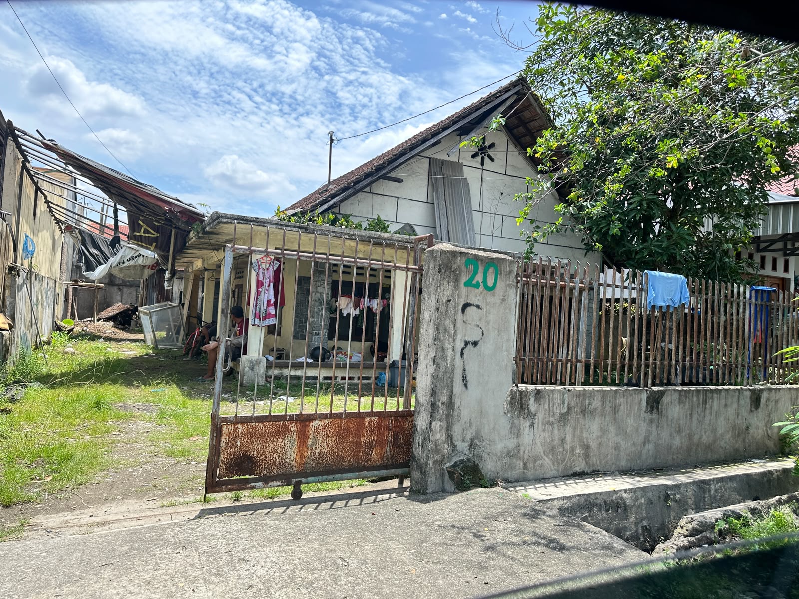 Rumah dijual Jl. Sei Sikambing, Gajah Mada, Medan - foto 2