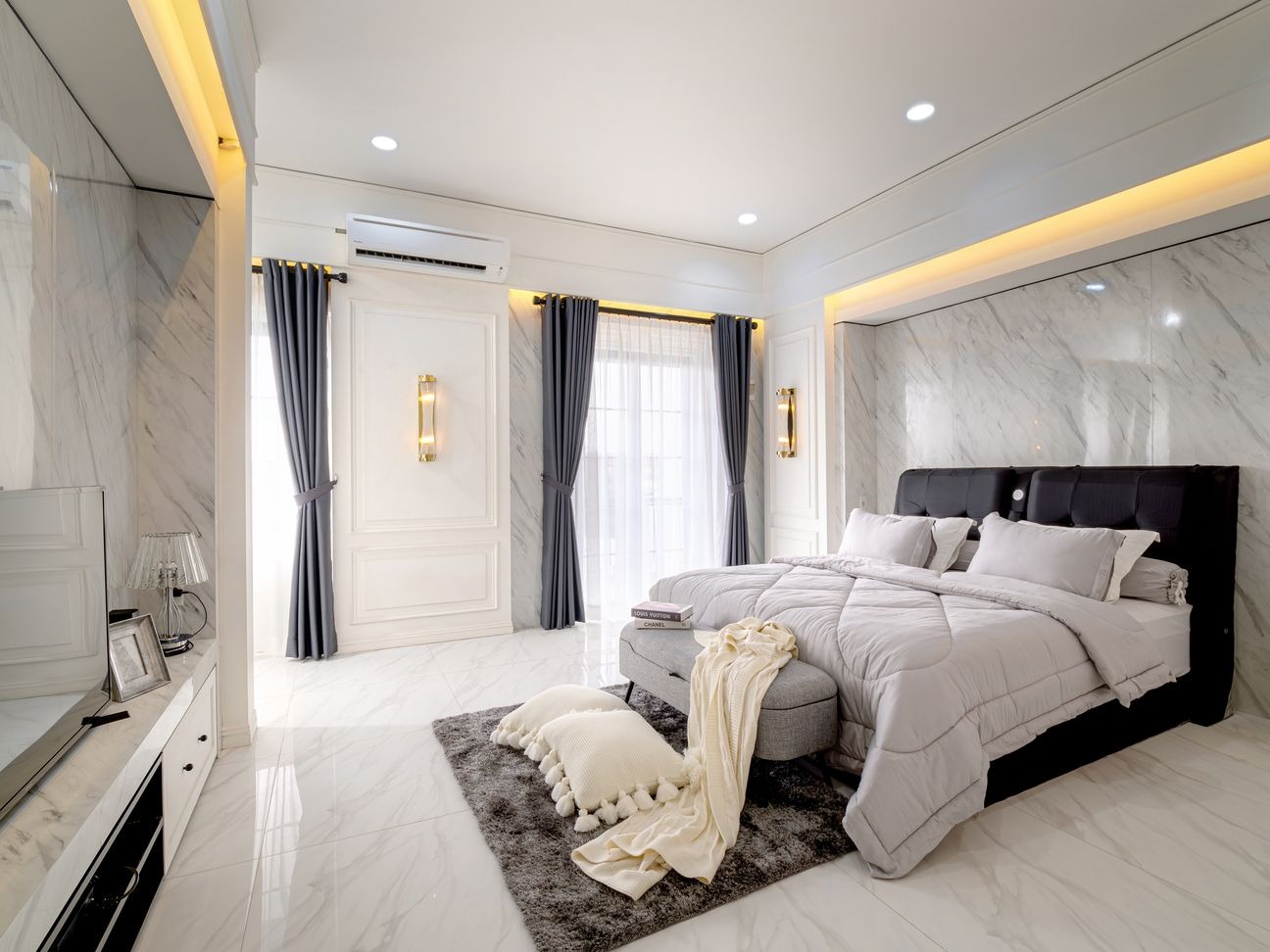 Samera Suite master bedroom view 2, Medan Sunggal