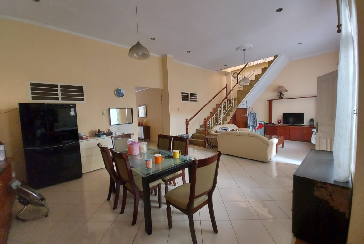 Rumah Dijual Jl. Sei Kapuas, Medan